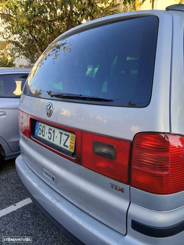 VW Sharan 1.9 TDi Confortline - 5