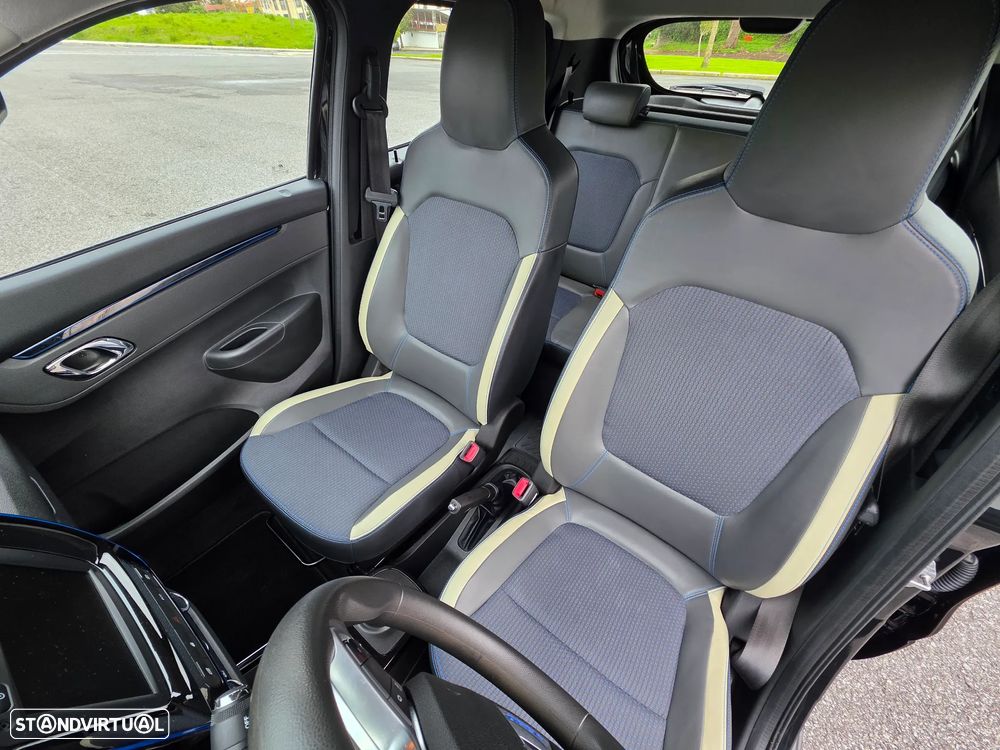 Dacia Spring Comfort Plus - 11