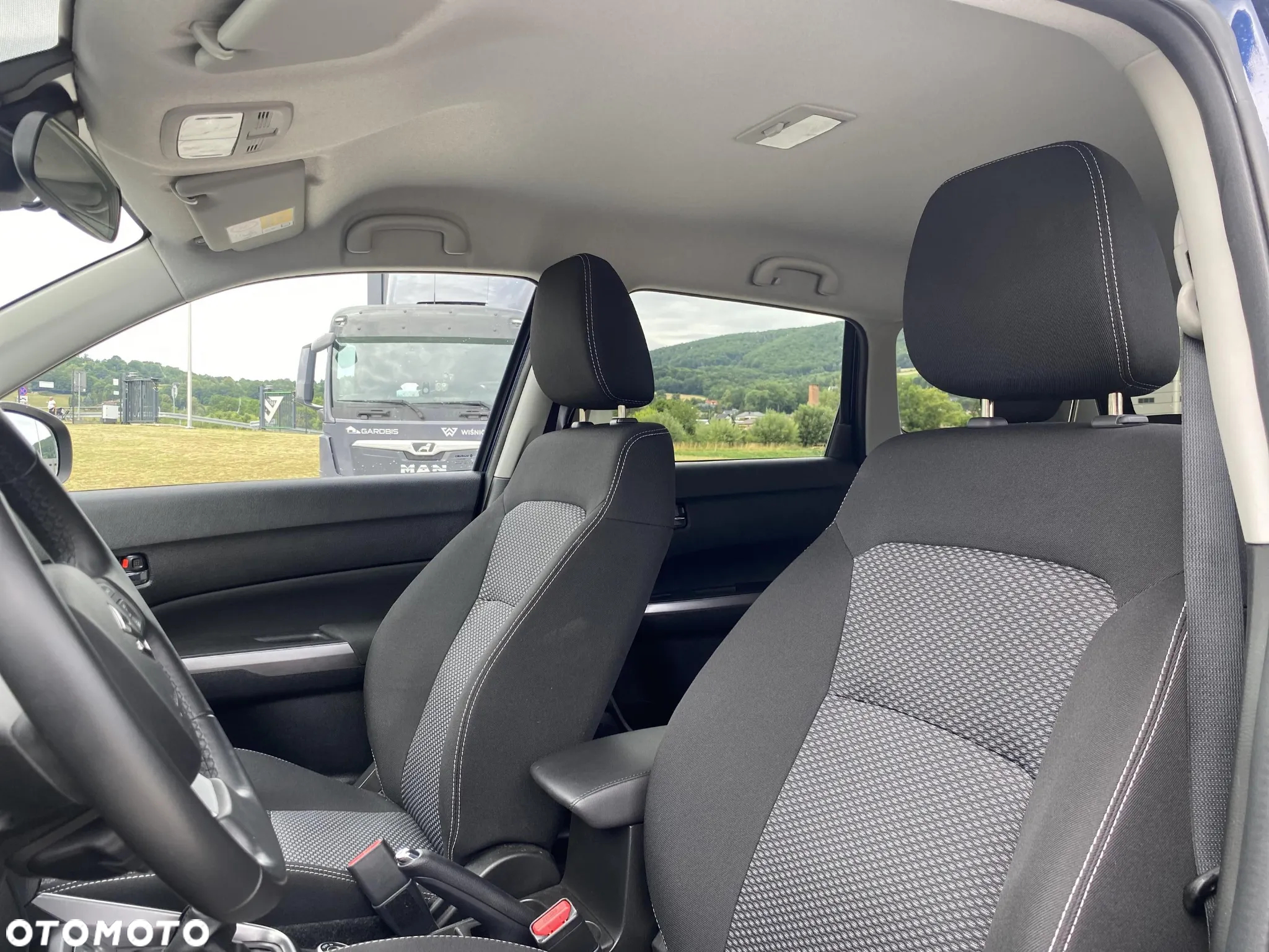 Suzuki Vitara 1.4 Boosterjet SHVS Premium 4WD - 11