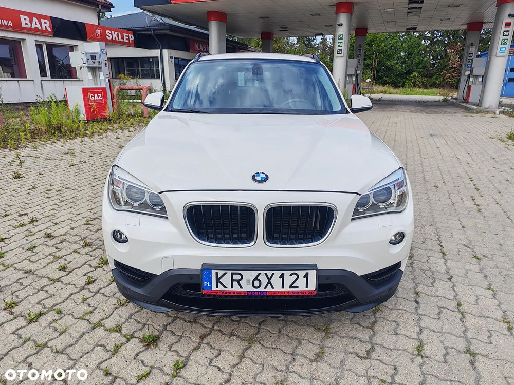 BMW X1 xDrive18d Sport Line - 3