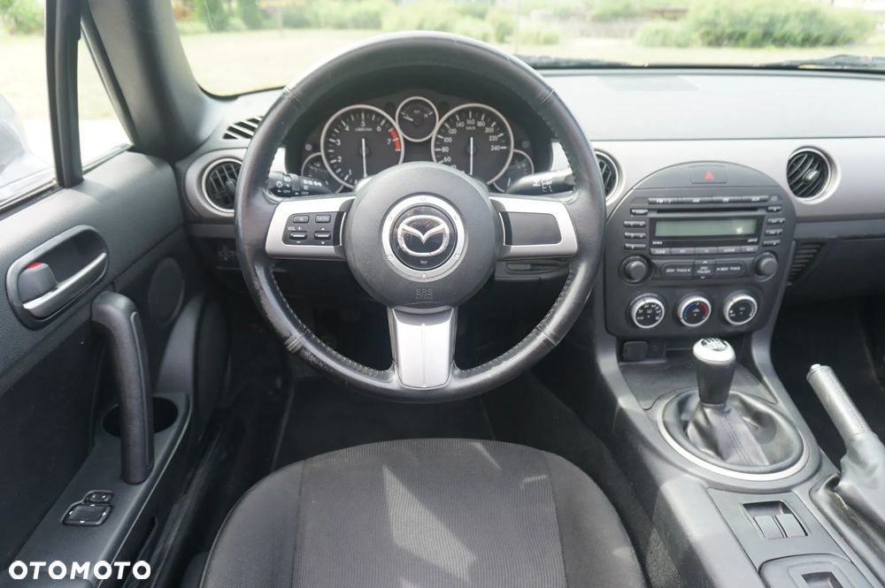Mazda MX-5 2.0 MZR 3rd Generation - 22