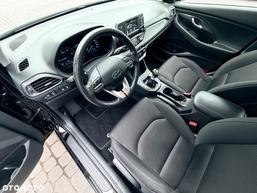 Hyundai i30 blue 1.6 CRDi Style - 26