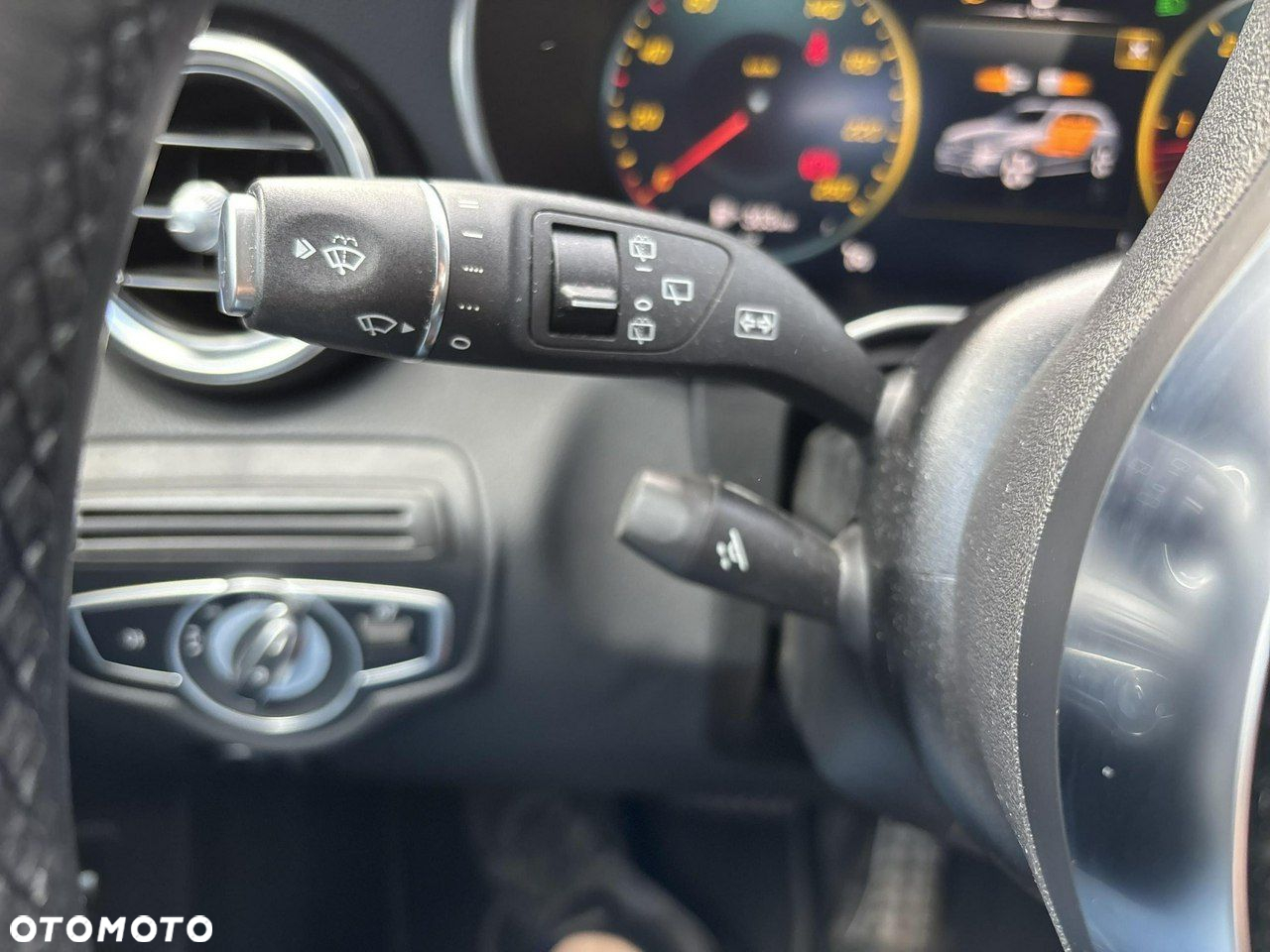 Mercedes-Benz GLC 300 d 4-Matic - 20