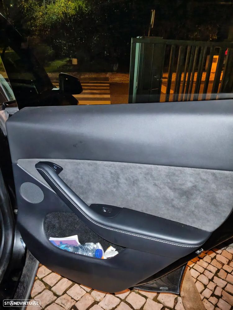 Tesla Model Y Tração Traseira - 8
