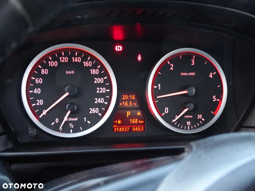 BMW Seria 5 535d - 34