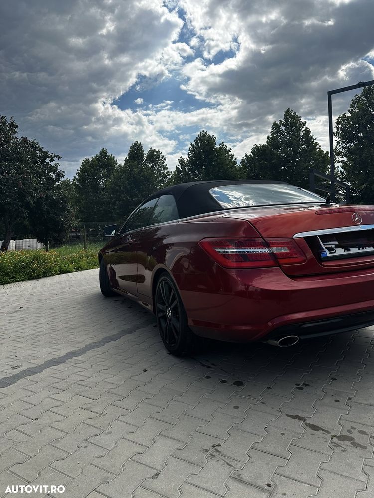 Mercedes-Benz E 2012 photo 4