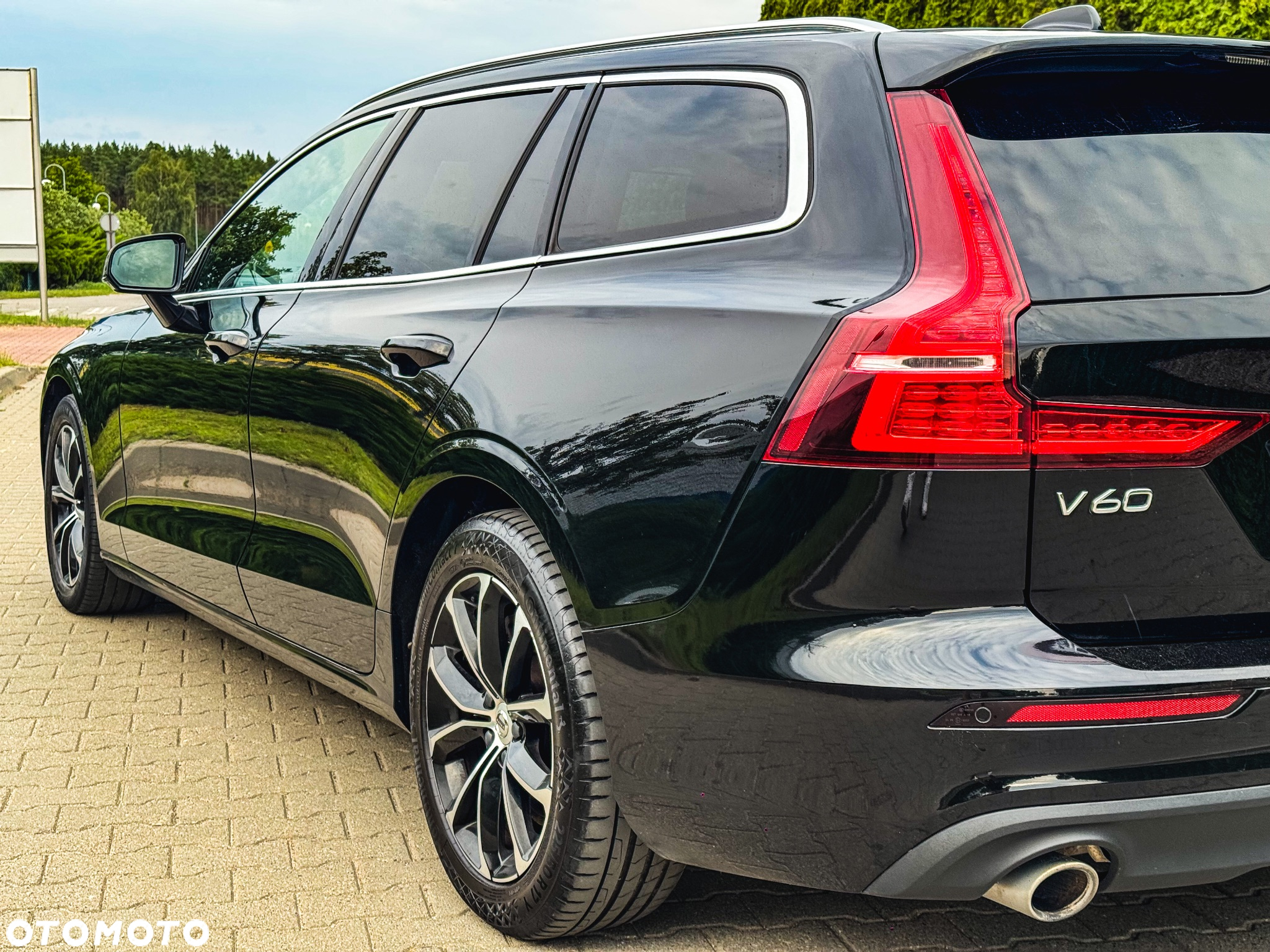 Volvo V60 D4 Momentum Pro - 38