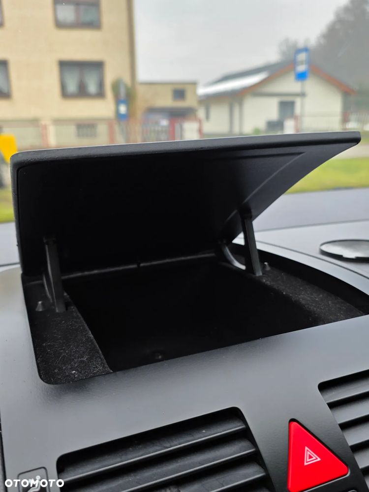 Volkswagen Touran 1.6 Freestyle - 18