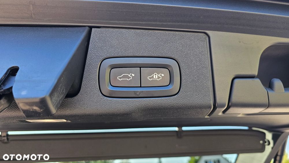 Volvo XC 60 T6 AWD Geartronic Inscription - 11