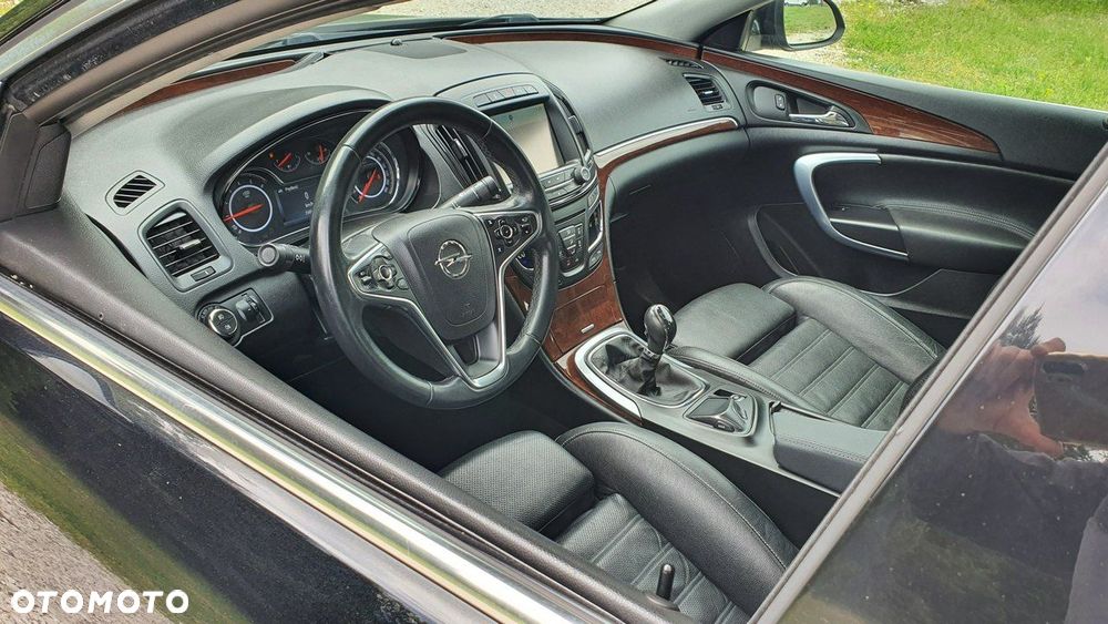 Opel Insignia - 12