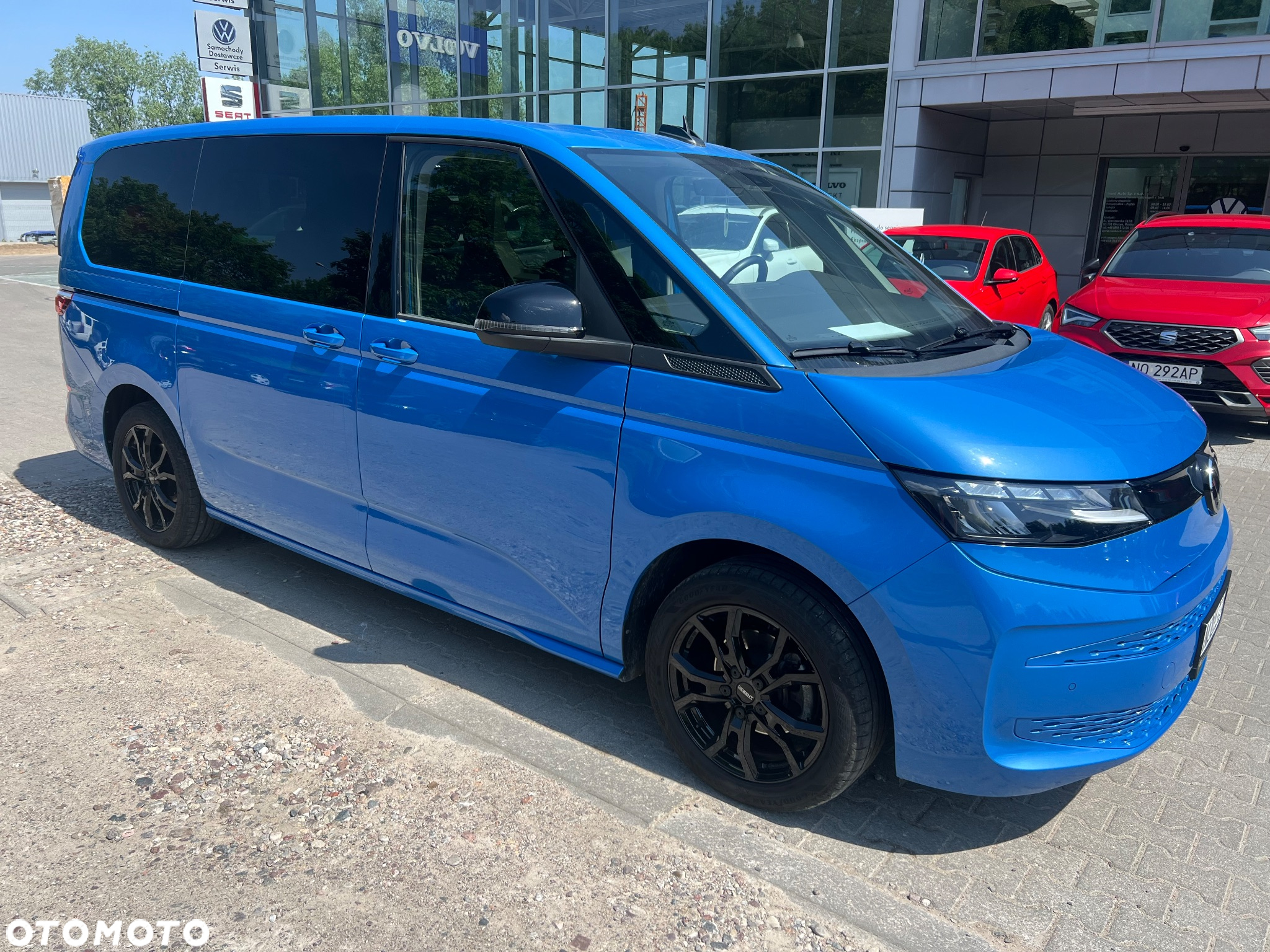 Volkswagen Multivan 2.0 TDI L2 Life DSG - 9