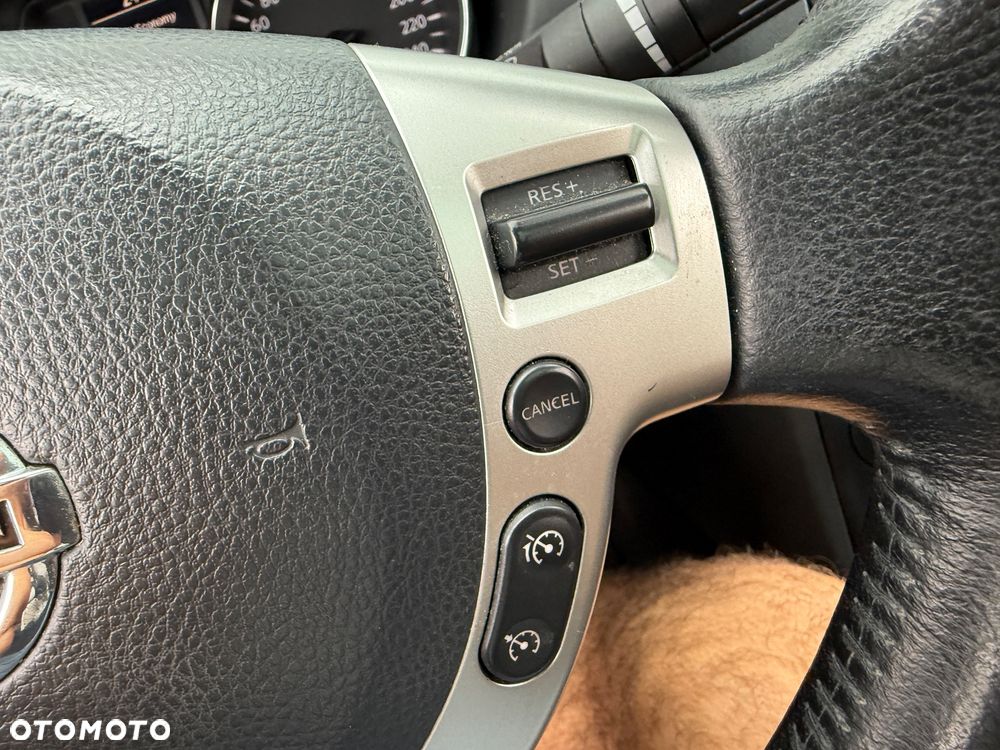 Nissan Qashqai+2 - 34