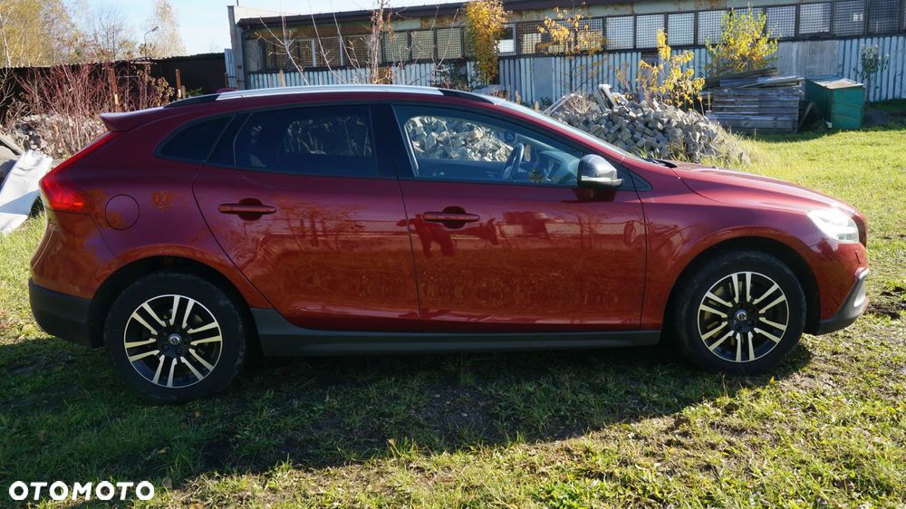 Volvo V40 Cross Country D3 Drive-E Momentum - 16