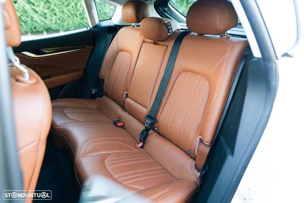 Maserati Levante Q4 GranSport - 8