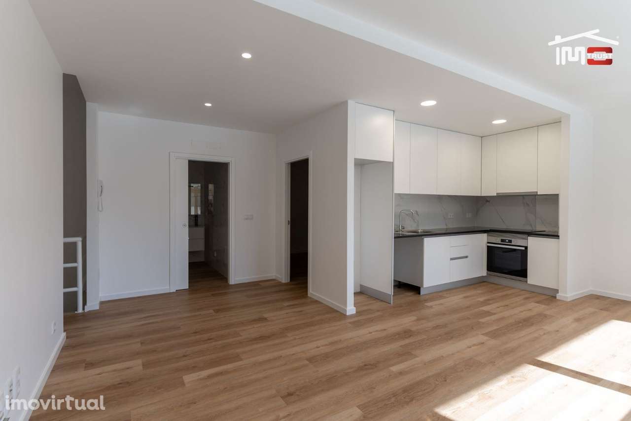 APARTAMENTO T3 NOVO AV. MARQUES DE POMBAL EM LEIRIA - Grande imagem: 3/26