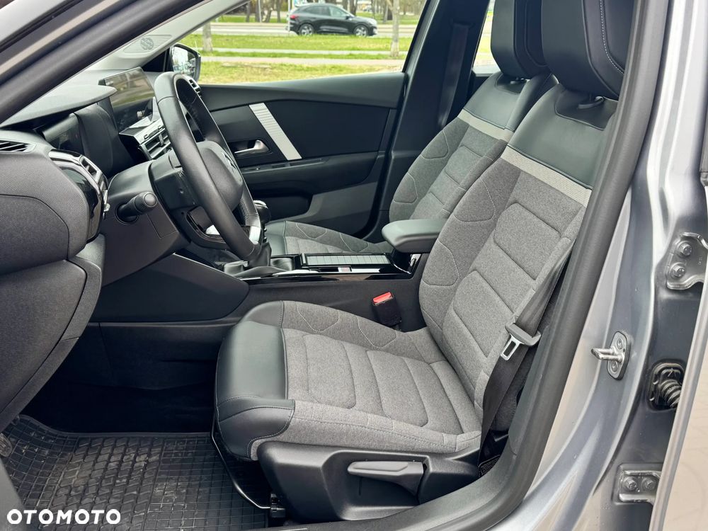 Citroën C4 BlueHDi 110 Stop&Start SHINE - 11