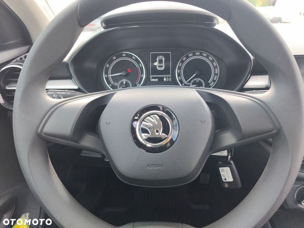 Skoda Fabia 1.0 TSI Ambition - 17