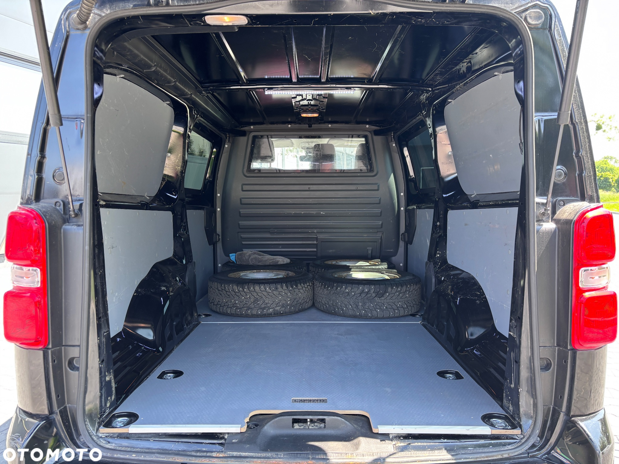 Peugeot Expert - 24