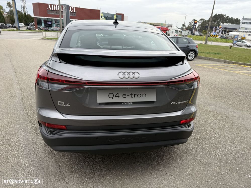 Audi Q4 Sportback e-tron 40 63 kWh SE Business - 7