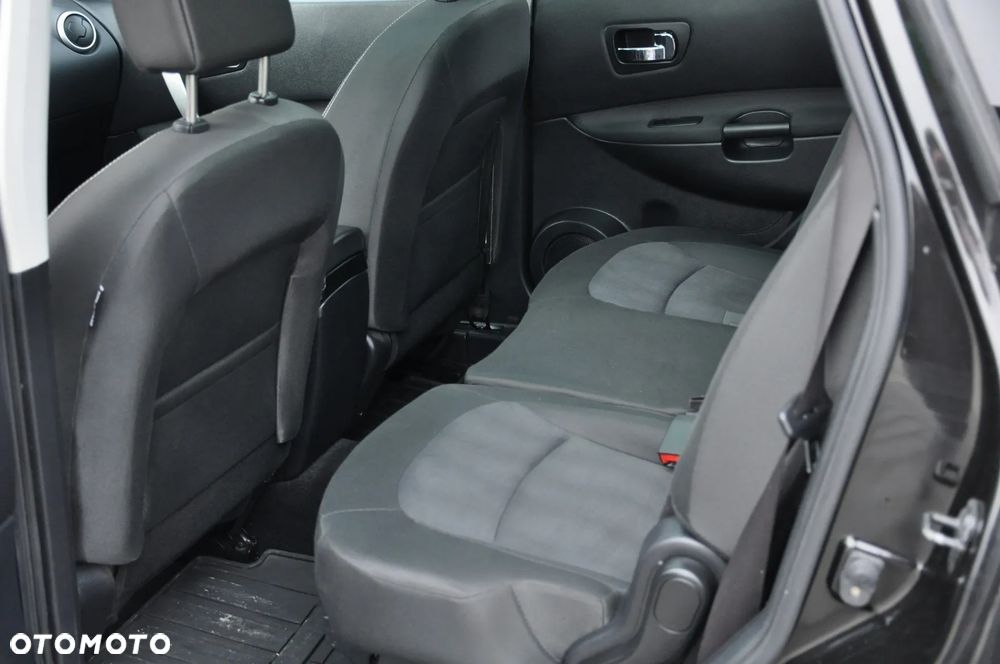 Nissan Qashqai+2 2.0 4x4 360 - 22