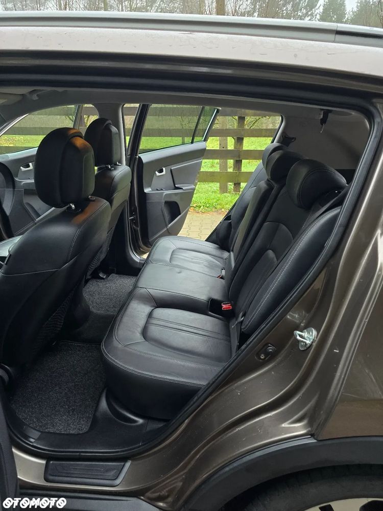 Kia Sportage 2.0 CVVT 2WD Automatik Spirit - 11