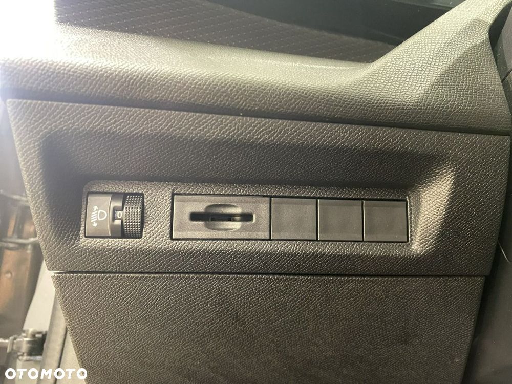 Peugeot 308 - 27