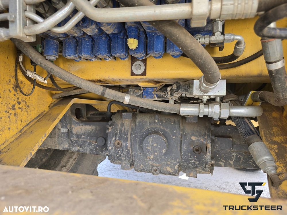 New Holland B115 - 11