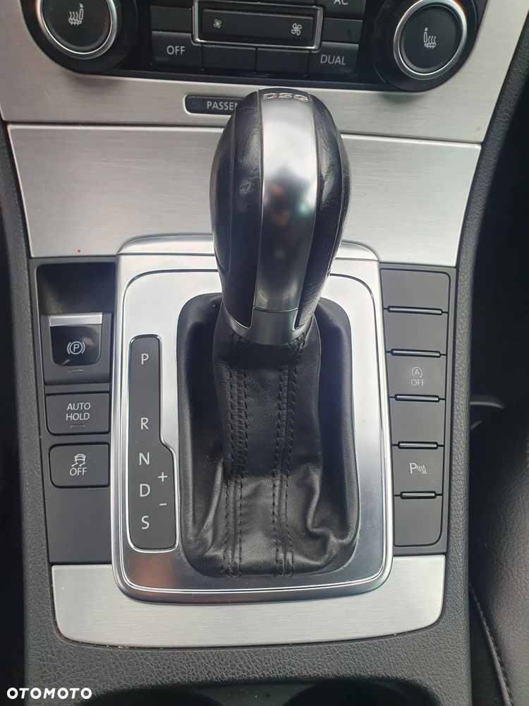Volkswagen Passat - 7