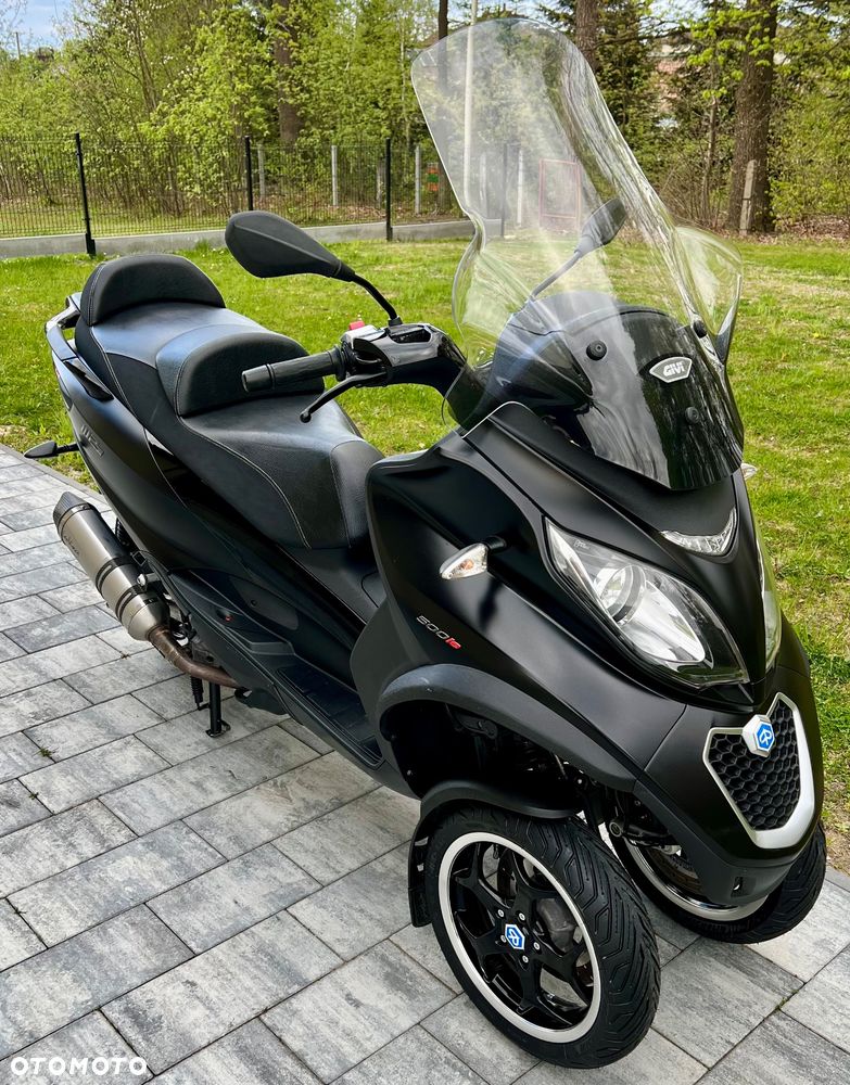 Piaggio MP-3 - 7