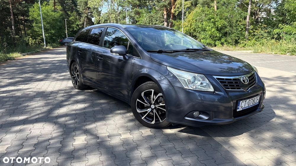 Toyota Avensis 1.8 Multidrive S Sol - 1