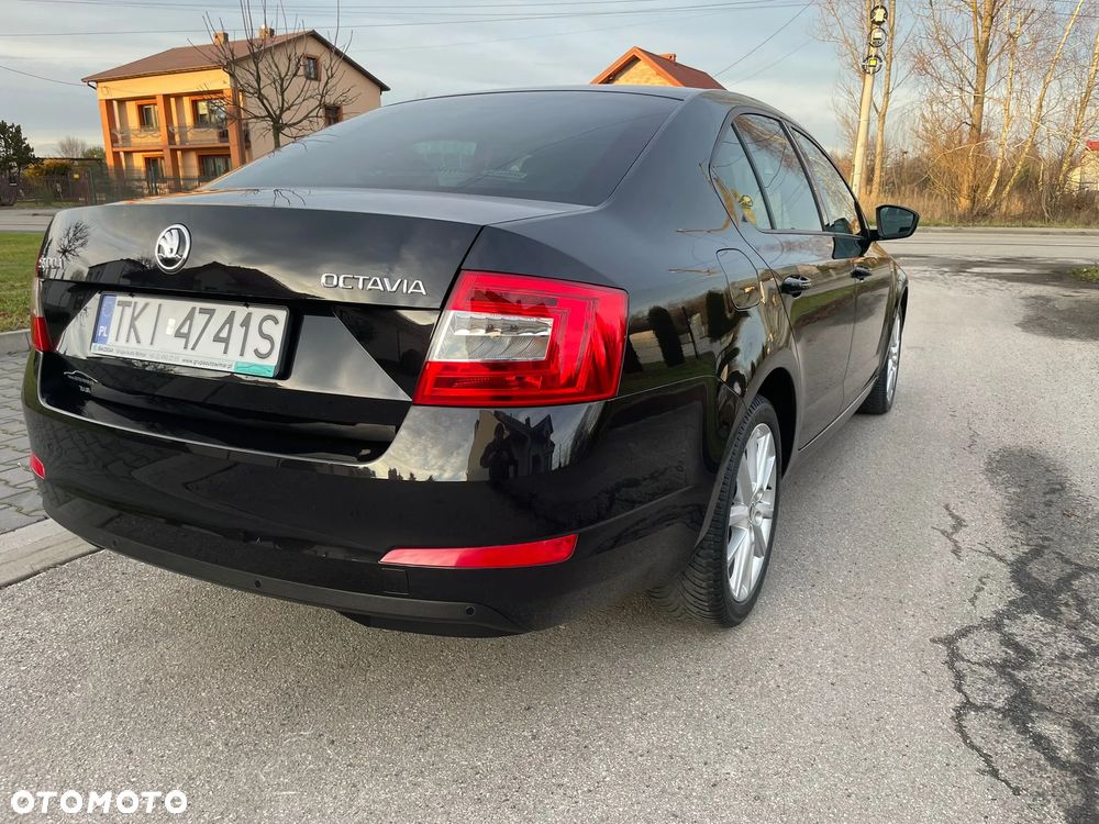 Skoda Octavia 2.0 TDI Joy DSG - 6