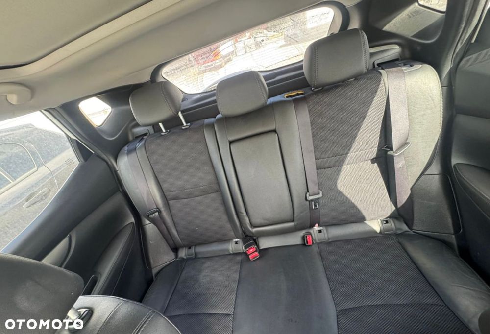 Nissan Qashqai 1.6 dCi Xtronic TEKNA+ - 8