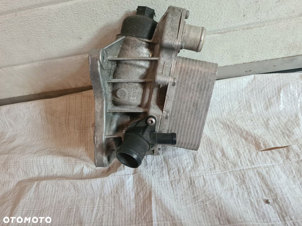 Obudowa filtra oleju Renault Master III biturbo - 3