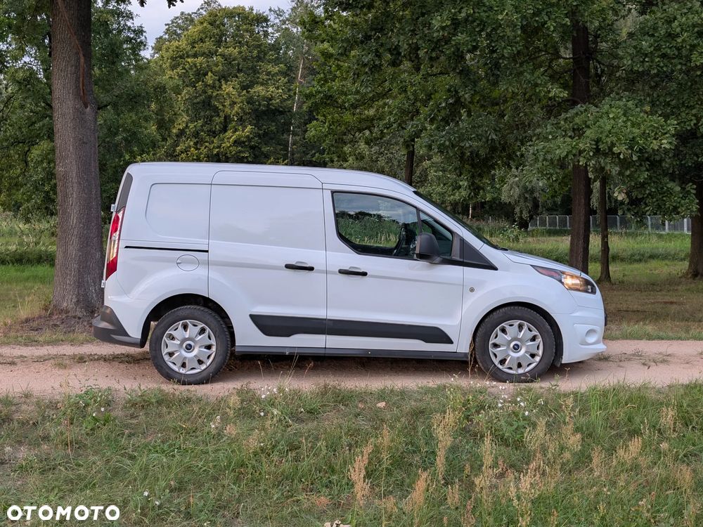 Ford Transit Connect - 8