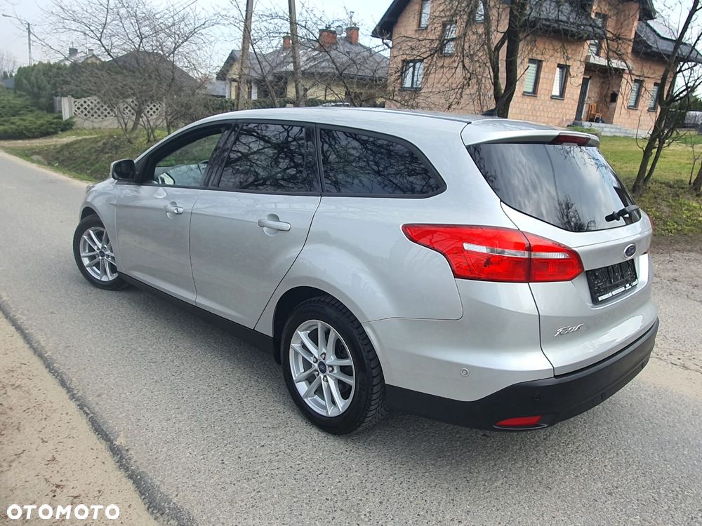 Ford Focus 1.5 TDCi DPF Start-Stopp-System Business - 8