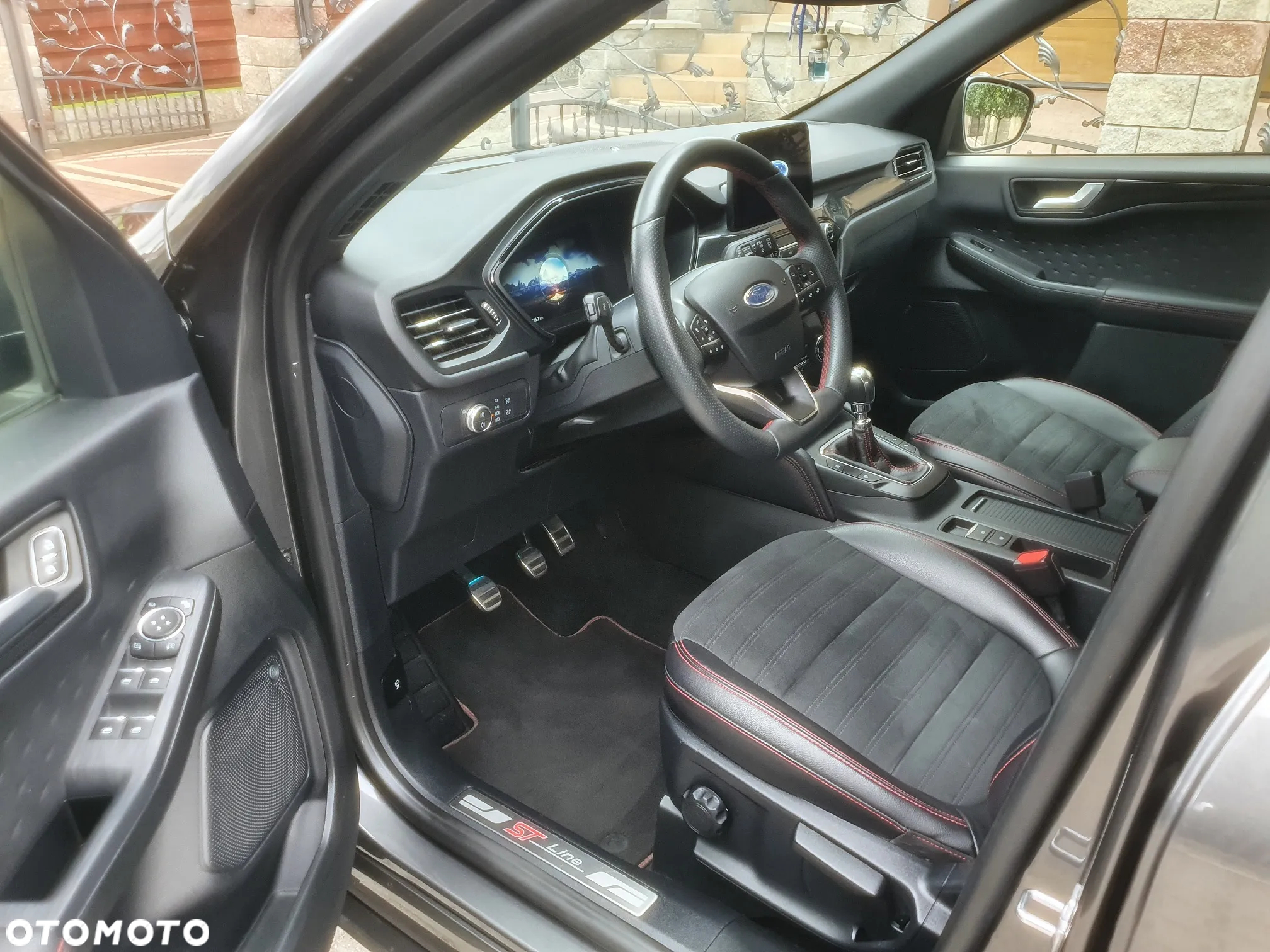 Ford Kuga - 9