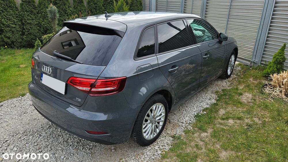 Audi A3 Sportback - 4
