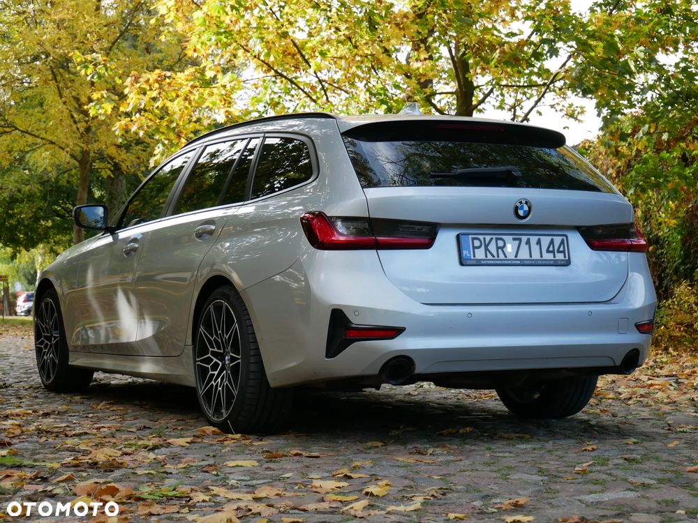 BMW Seria 3 - 16