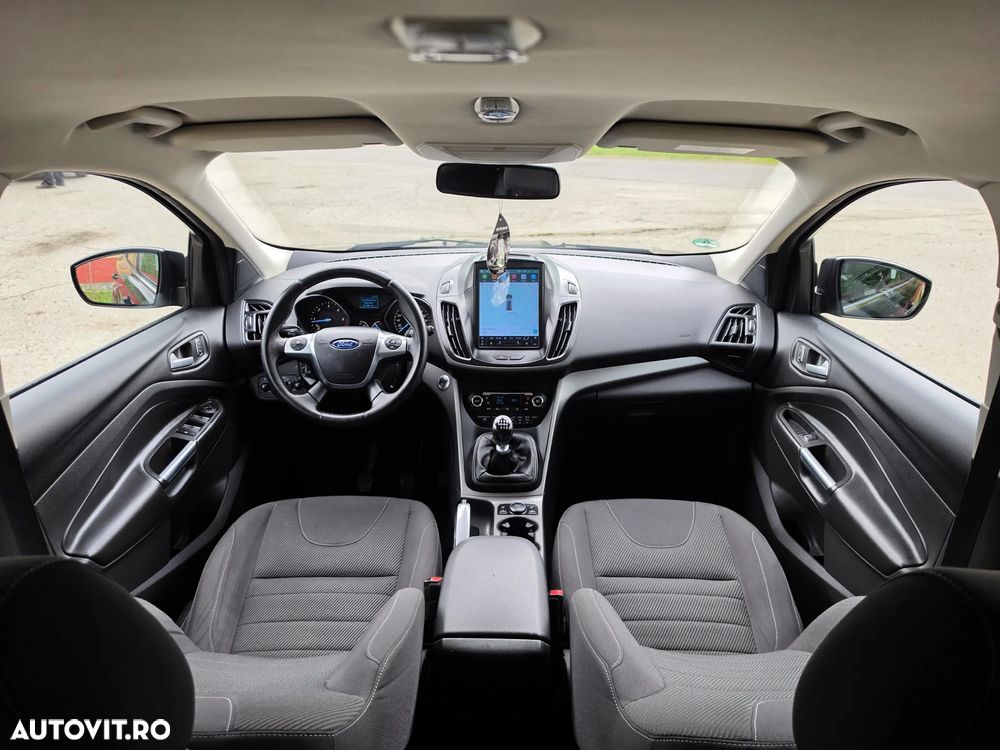Ford Kuga 2.0 TDCi 2x4 Business Edition - 8