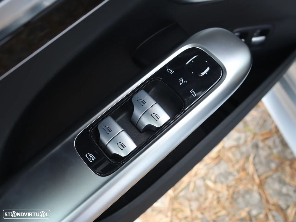 Mercedes-Benz C 300 e T 9G-TRONIC AMG Line - 52