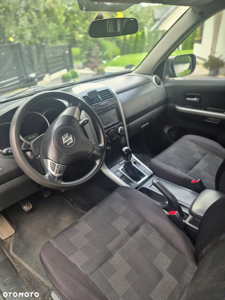 Suzuki Grand Vitara - 14