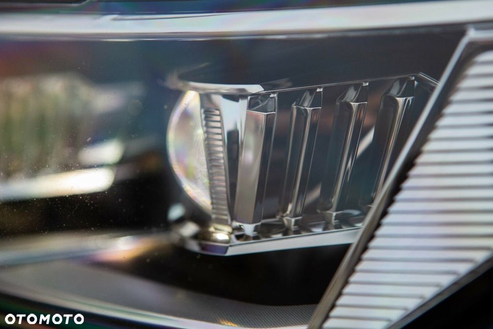 Volkswagen T-Roc 1.5 TSI R-Line DSG - 16