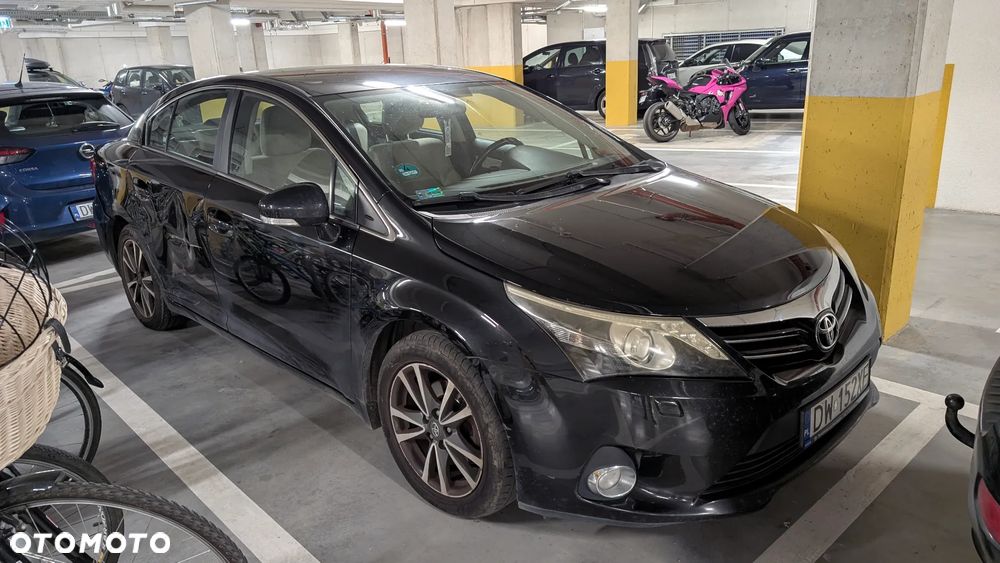 Toyota Avensis - 13