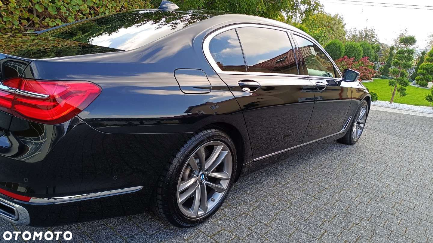 BMW Seria 7 - 13