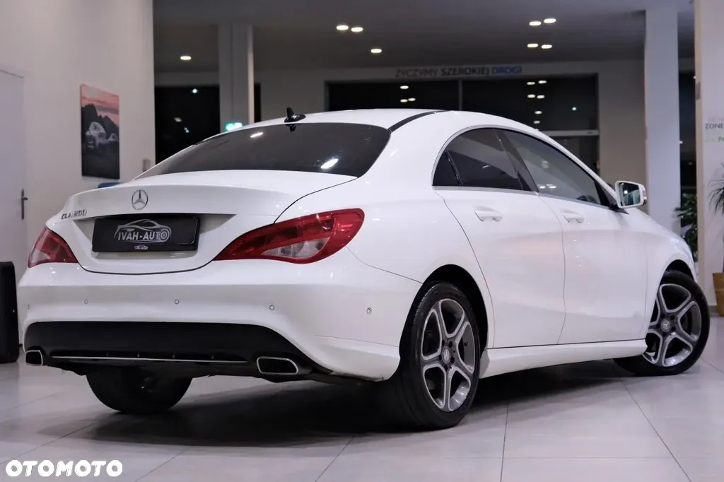 Mercedes-Benz CLA 250 7G-DCT - 14