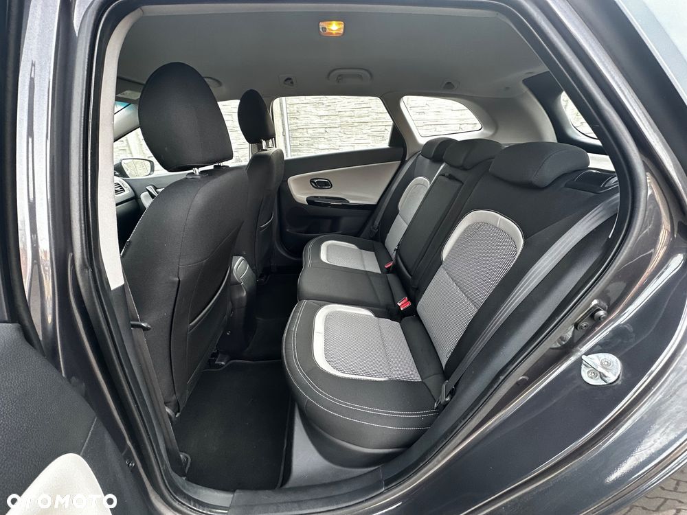 Kia Ceed 1.6 GDI Dream Team Edition - 13