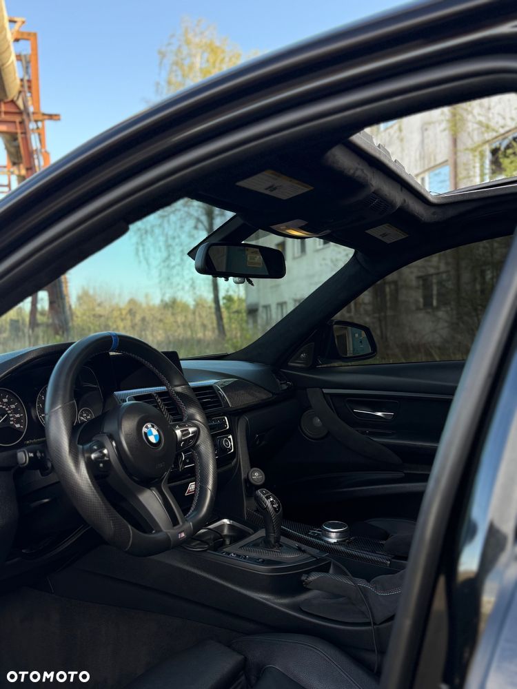 BMW Seria 3 335i - 32