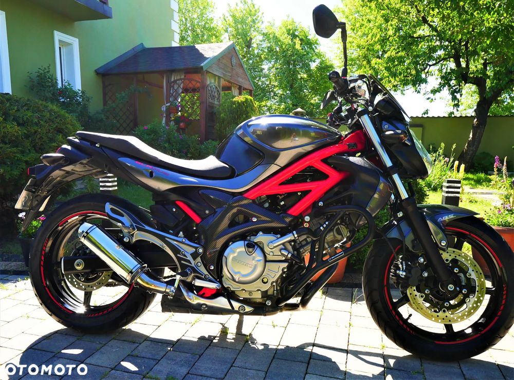 Suzuki Gladius - 13
