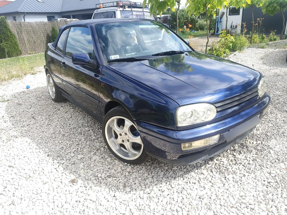 Volkswagen Golf - 4