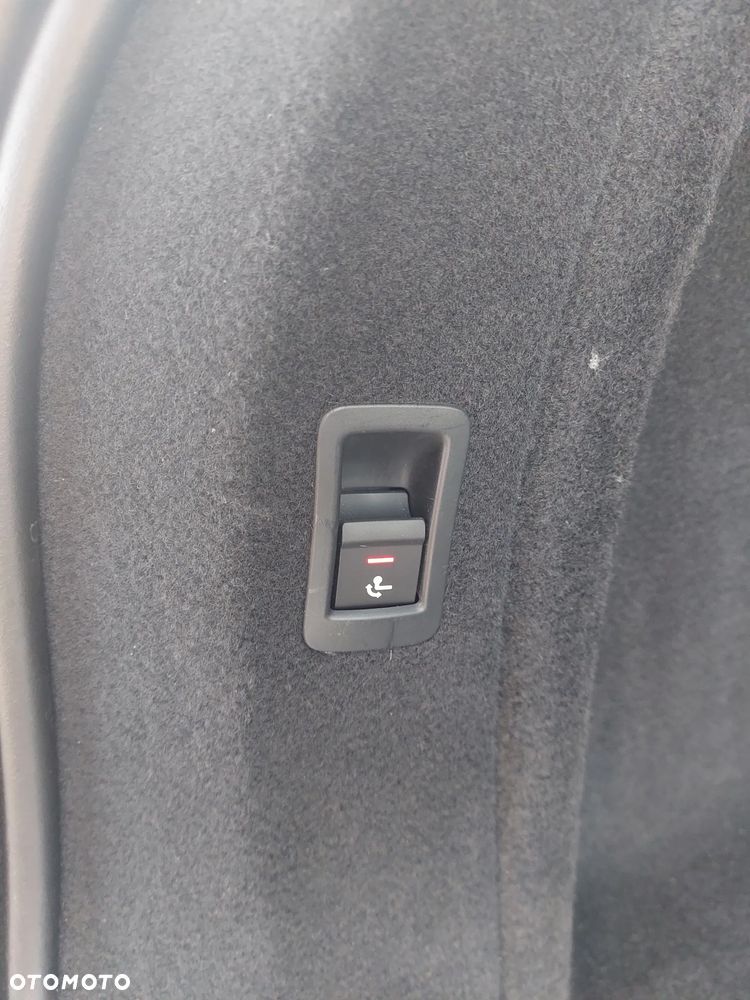 Audi A4 Avant 2.0 TFSI ultra S tronic sport - 16